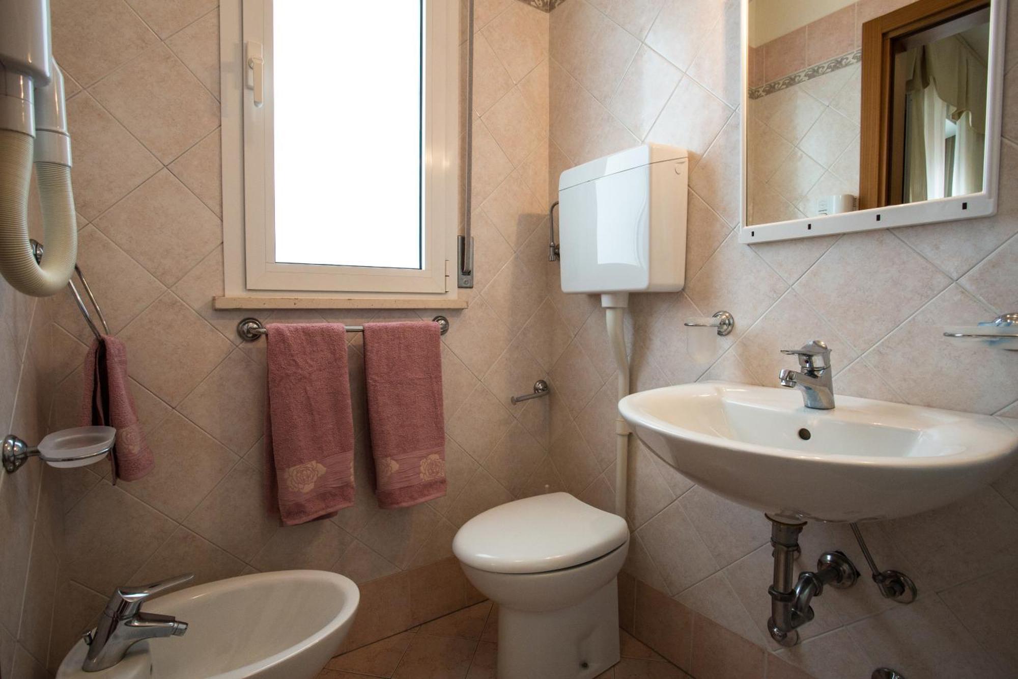 Villa Zavatta "B&B - Rooms & Apartments" Bellaria – Igea Marina Szoba fotó